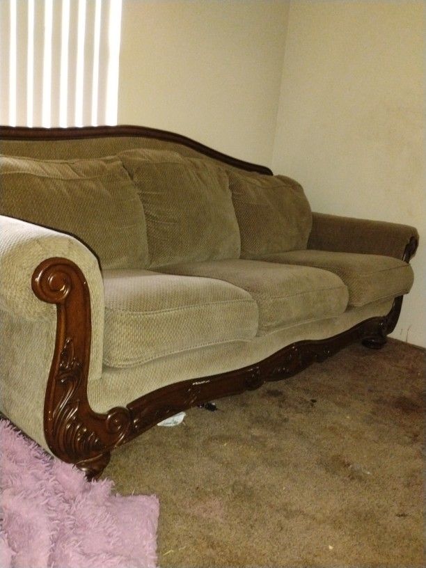 Couch I Want Gone