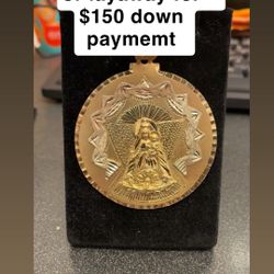 10 Karat Charm !!!! 17.4 Grams $1659 Today!!! Or Layaway For 170 Down Payment . 