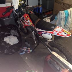 Apollo RFZ 125cc dirtbike 
