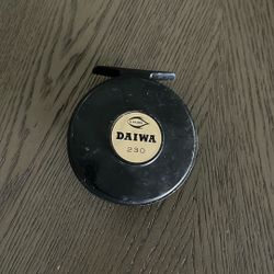 Vintage Daiwa 230 Fly Reel
