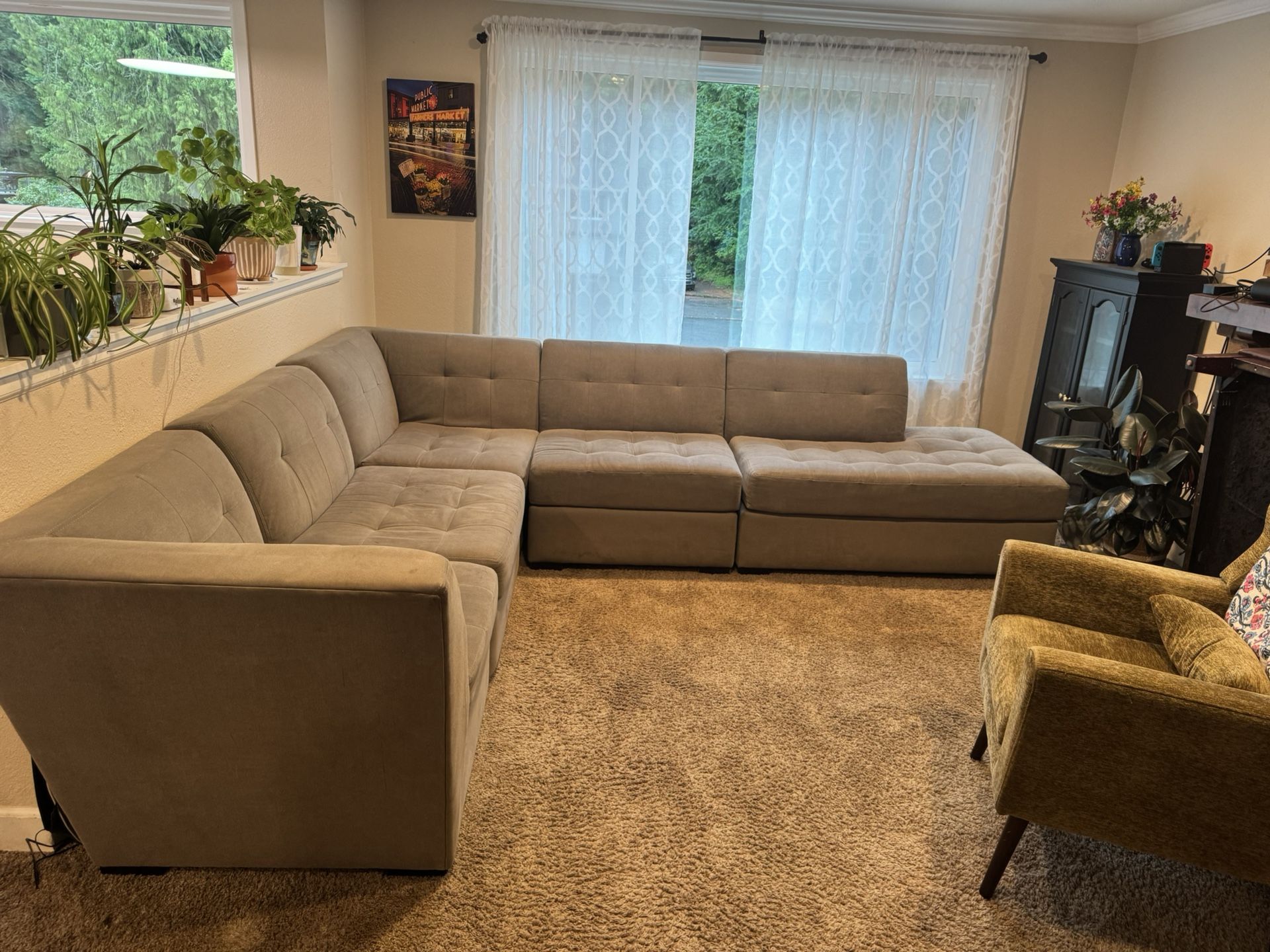 Sectional Couch Free
