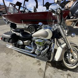 2002 Yamaha Roadstar Silverado