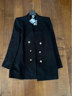 Black Women’s Button Coat – Elegant, Timeless Style