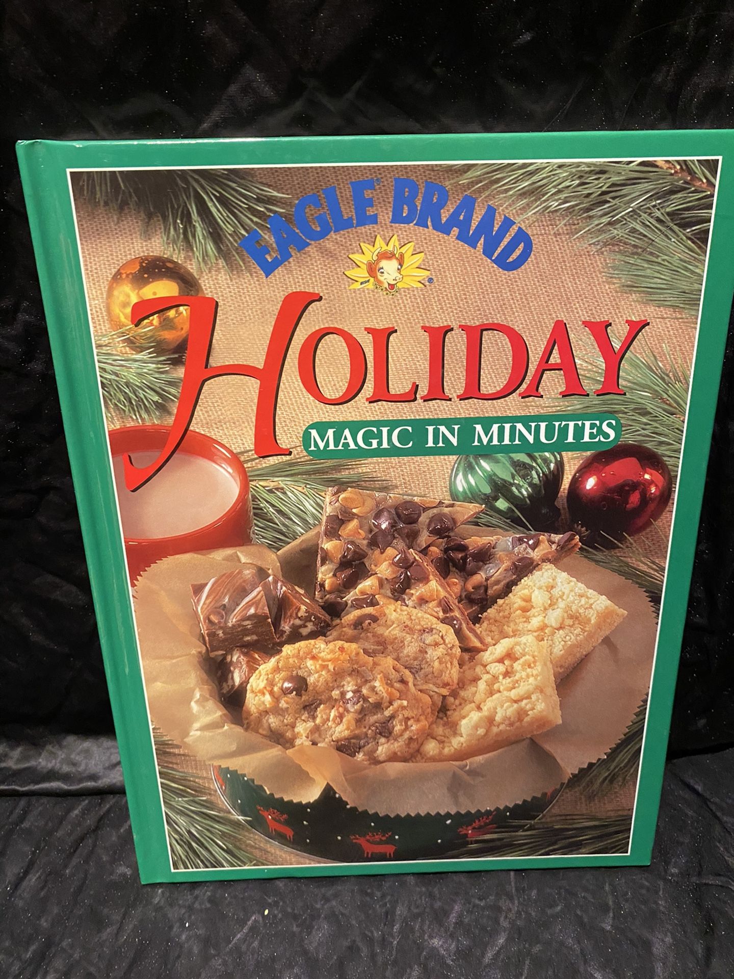 Holiday dessert cookbook