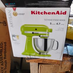 Kitchen Aid Mixer Used Once
