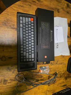 Keychron K6 Wireless Mechanical Keyboard - Boxed & Like New