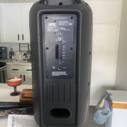 $10 Bluetooth Speaker (power knob broken off)