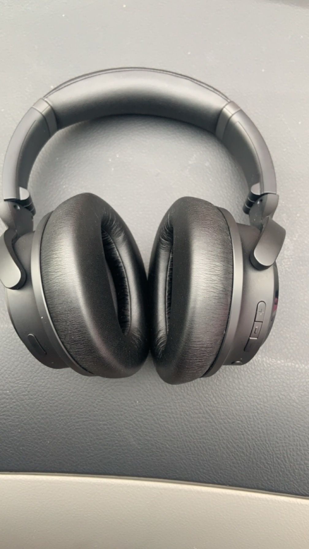 Wireless Soundproof Headphones 