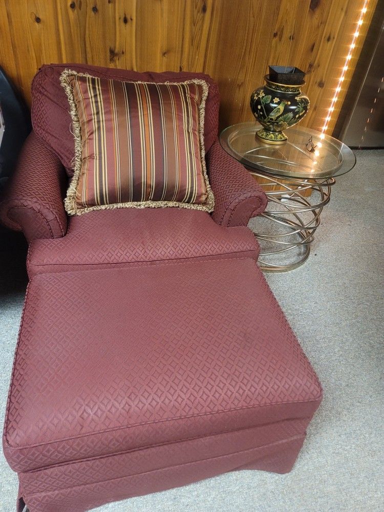 Exquisite Deep Red Arm Chair With Matching Ottoman. Perfect Mother's Day Gift! Super Comfy.