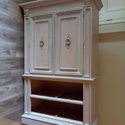 Door chest