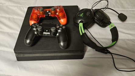 PS4 Slim
