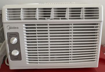 Midea AC Unit