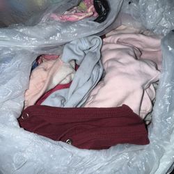 Bundle of baby girl clothes 