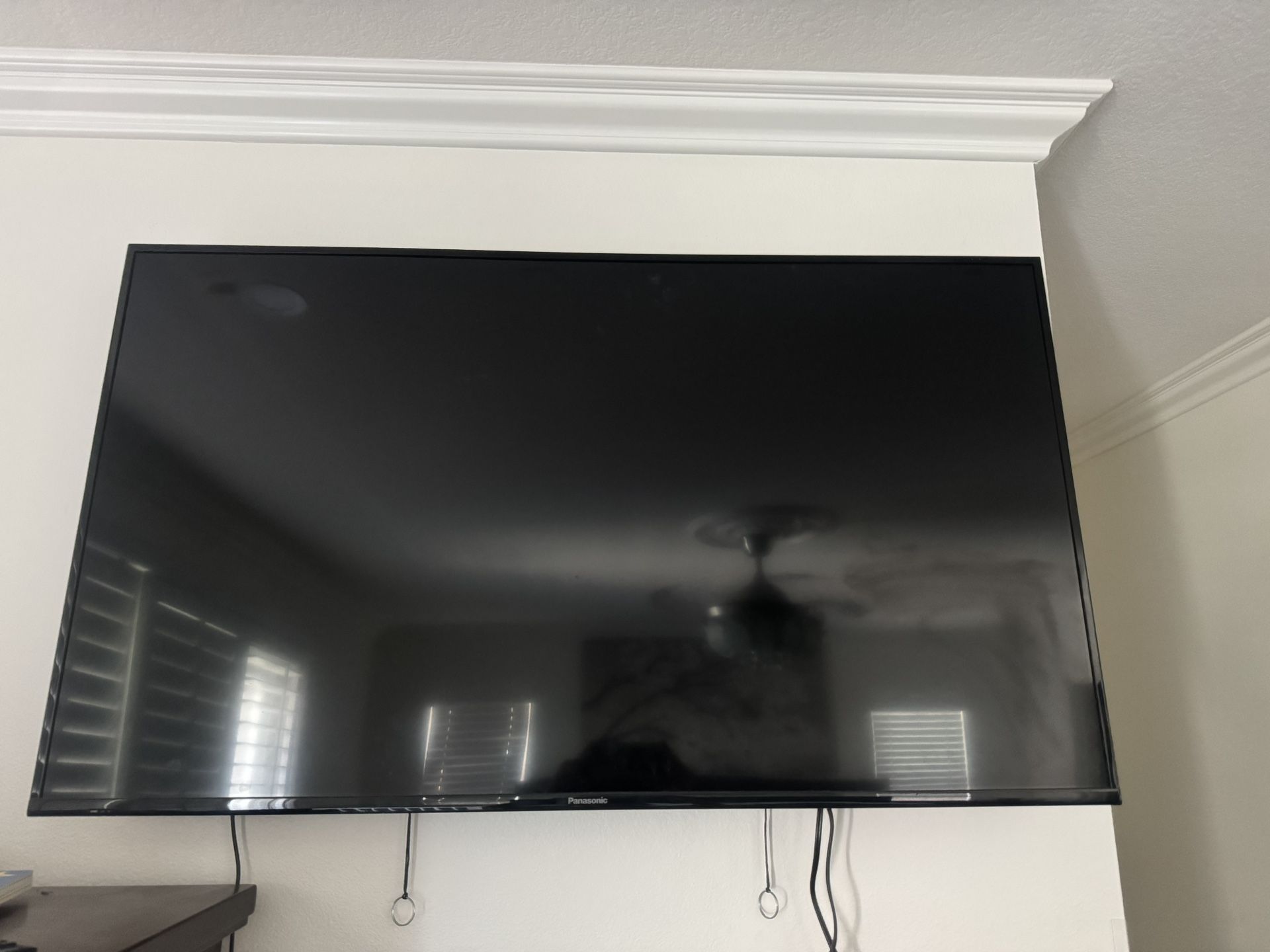 44” Panasonic Tv (non Smart)