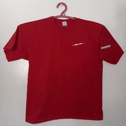 Gildan Short Sleeve T-shirt Men's XL Red Milwaukee Logo on the back Work Wear