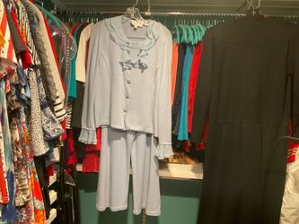 St John’s woman’s 3 piece suit