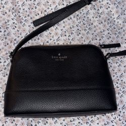 Black Kate Spade Purse 