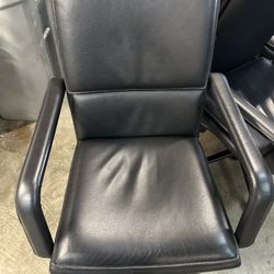 Executive Office Chairs Like New  By Keilhauer 
