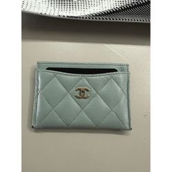 100% Authentic Chanel Camelia card holder 