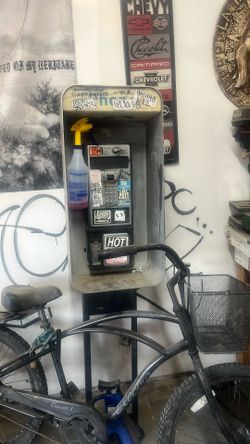 Pay Phone 