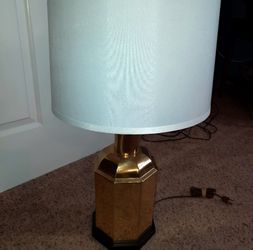 Brass bottom lamp