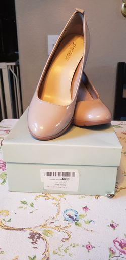 Women's shoes