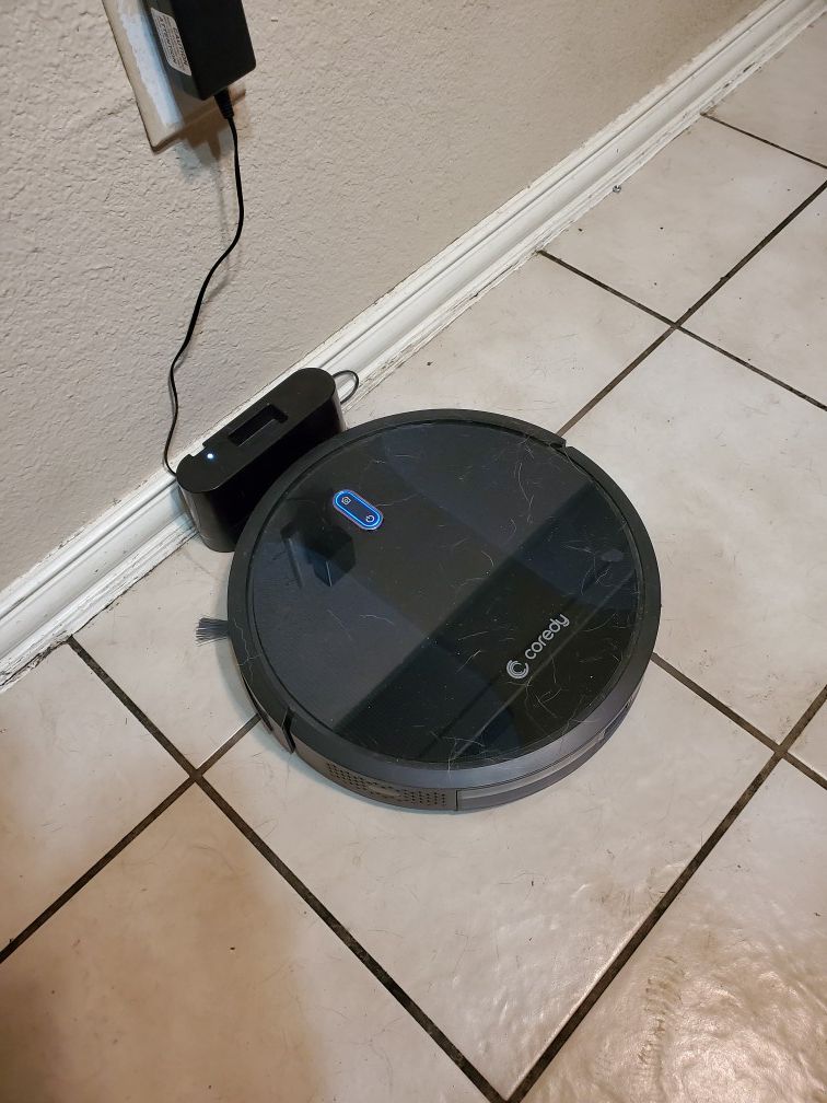 Coredy robot vacuum excellent condition