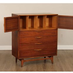 Mid-Century Modern Lane Walnut Dresser Set with Mirror - Perception Collection, One Owner