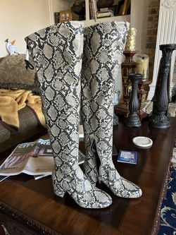 Gianni Bini Over The Knee Boots, NEW
