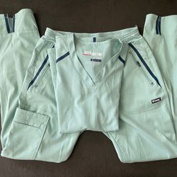 Woman’s Grey Anatomy Scrubs Size Small 
