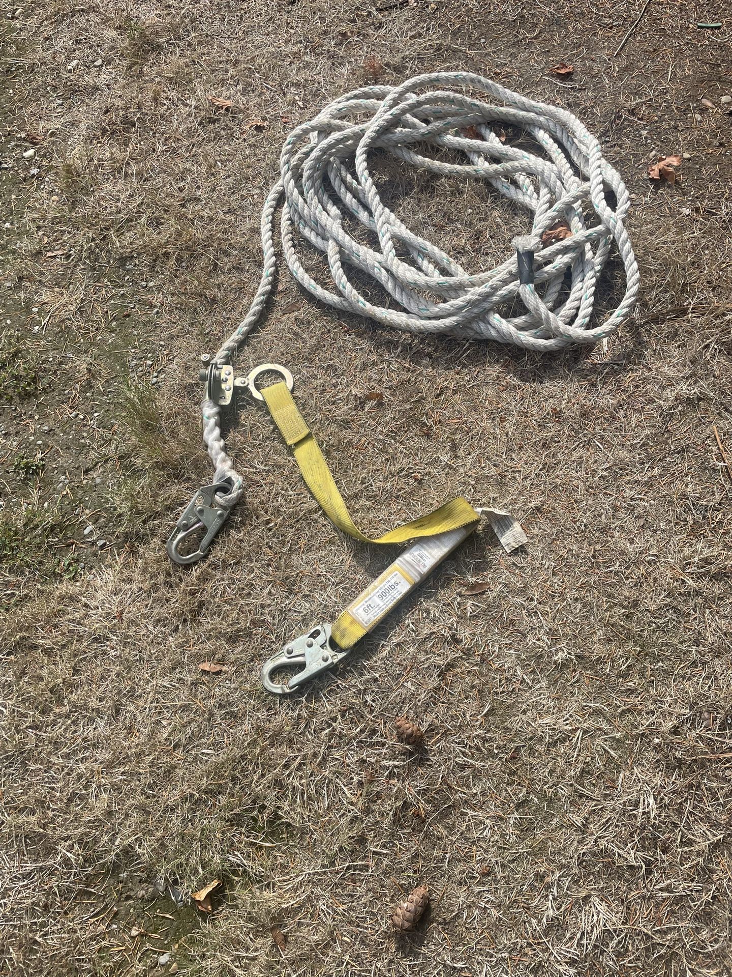 safety Harness With 50 Foot Rope