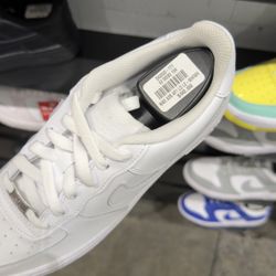 AIR FORCE 