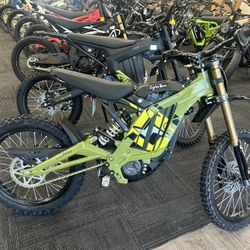 Surron Light Bee X Electric Dirt Bike 2025