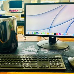 Apple Mac Pro TrashCan 🗑️ 6-Core Intel Xeon 16GB 256GB AMD D500 Graphics!!