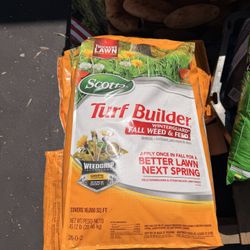 Scott’s Turf Builder Brand New Only $35