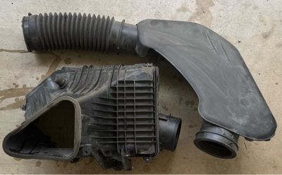 Mopar OEM engine cleaner box and intake duct