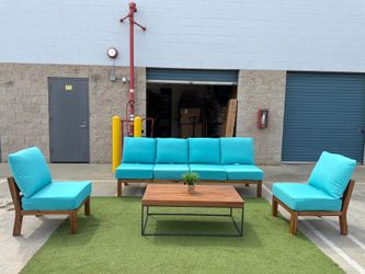 Patio furniture available delivery 🚚