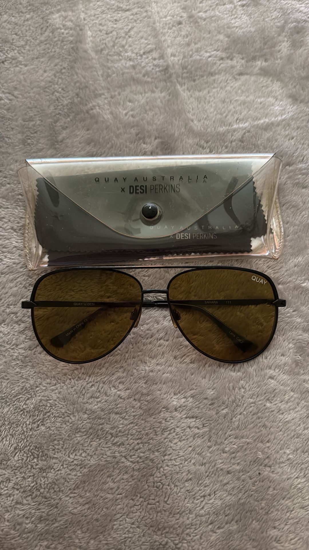 Quay Sahara Glasses