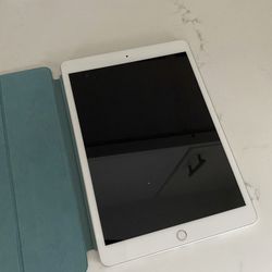 iPad 7th Gen 32g