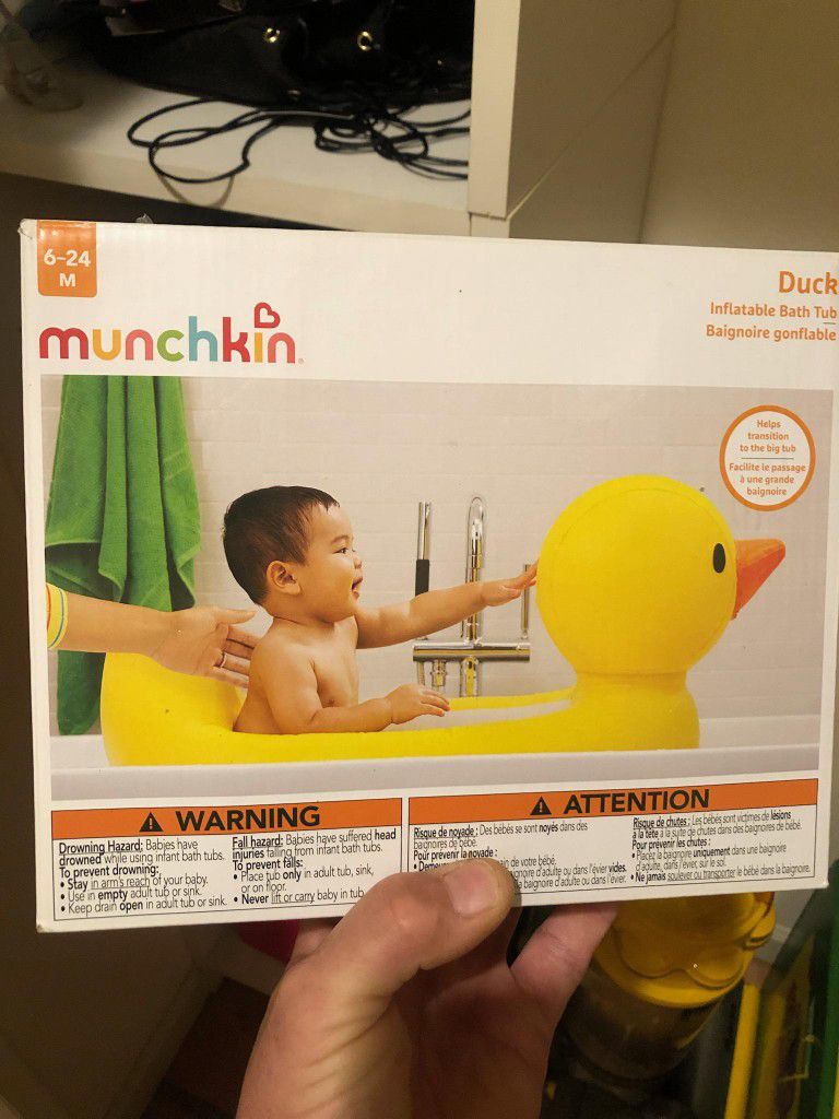 Munchkin Duck Bath Tub