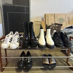 WOMEN SHOES SIZE 7-8 