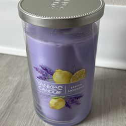 Yankee Candle Lavender And Lemon 14.25 Oz Candle