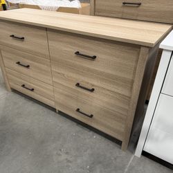 New! 6-Drawer Brown Dresser, bedroom dresser, Oak finish dresser, clothing storage unit, bedroom closet, closet storage, cabinet, Dresser, matching ni