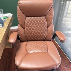 New Office Furniture - EVERYTHING MUST GO! 