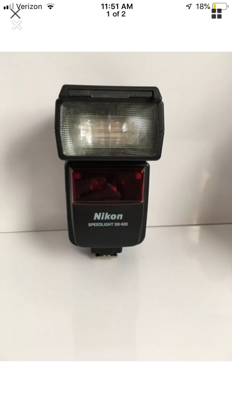 Nikon SB-600 Speedlight Flash SB600