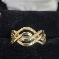 14kt Swirl Ring 