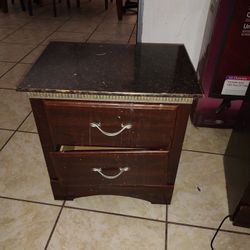 Dresser N Nightstand 