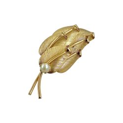 1960s Leaves Feathers Brooch Pin, Gold Plated, Genuine Pearl, Bouquet Corsage Boutonniere Posy Shape, Mid Century Statement Jewelry