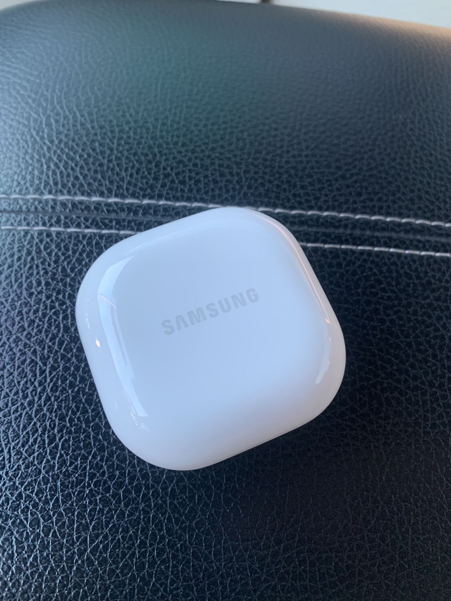 Samsung Galaxy Ear Buds2