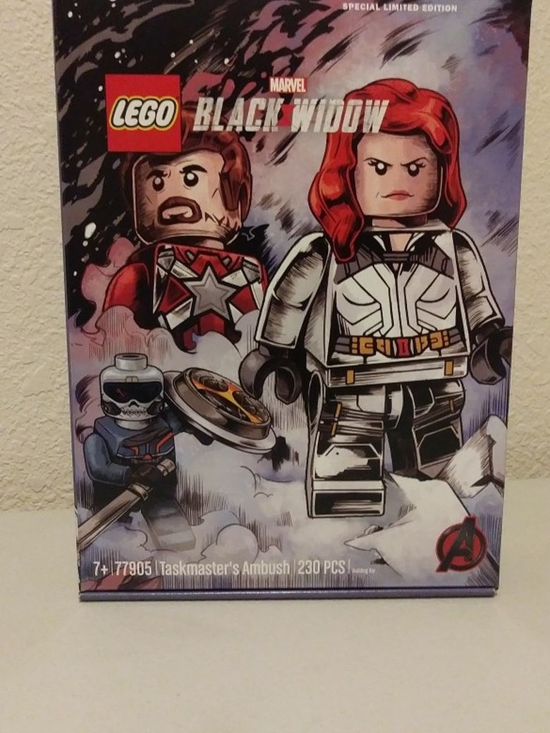 Lego Black Widow Taskmaster Ambush 77905 for Sale in Englewood CO